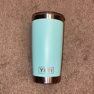 seafoam green 20oz yeti with mag slider lid